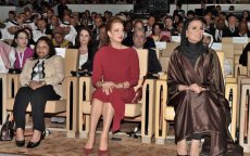 Stralende Lalla Salma in Qatar met Sjeika Mozah (video)