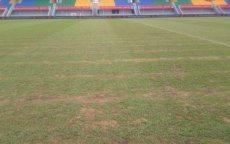 Wedstrijd Marokko-Egypte: grasveld stadion in ellendige staat (foto's)