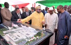 Marokko bouwt ziekenhuis in Guinee (video)