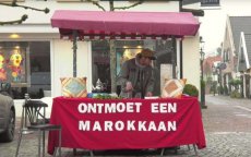 Wat gebeurt er als een Marokkaan in Dinkelland een kraampje opent? (video)