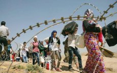 Honderden Syrische vluchtelingen wachten bij grens Marokko en Algerije