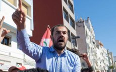 Protestleider Al Hoceima Zefzafi op dak verschanst, huis door politie omsingeld