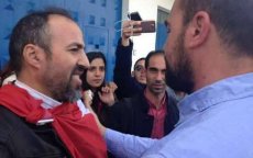 Moeder vertrouweling Zefzafi smeekt om vrijlating zoon (video)