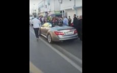 Koning Mohammed VI met cabriolet in Martil gezien (video)