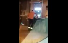 Man op brancard in Marokko: eerst geld opnemen dan pas naar het ziekenhuis (video)
