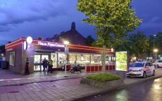 Man doodgeschoten bij Halal Fried Chicken in Amsterdam