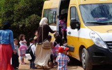 Schoolbus in Marokko rijdt 120 km/uur! (video)