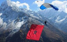 Marokkaanse vlag op top Himalaya (foto's)