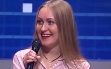 Russische vrouw spreekt vloeiend Darija (video)