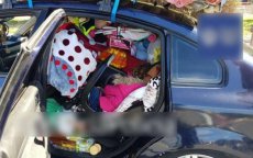 Marokkaan in Spanje tegengehouden met overvolle auto en baby achterin (foto's)
