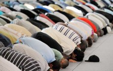 Imam tijdens ochtendgebed aangevallen in Franse moskee