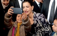 Selfies met Lalla Meryem op meeting voor vrouwen en kinderen (foto's)