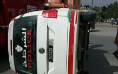 Politiewagen bij ongeval betrokken in Kenitra (foto's)
