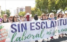 Mars in Huelva tegen misbruiken Marokkaanse seizoenarbeidsters (video)