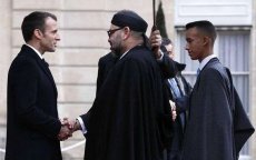 Koning Mohammed VI en Trump schudden elkaar hand in Frankrijk (video)