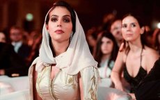 Verloofde Ronaldo Georgina Rodriguez met kaftan in Dubai (foto's)