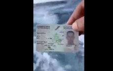 Spanje: Marokkaanse kinderen gooien identiteitsdocumenten in zee (video)