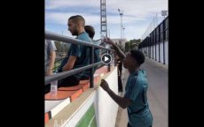 Ziyech reageert vliegensvlug op grapje teamgenoot (video)