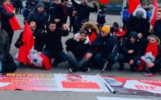 Foto's Koning Mohammed VI vertrappeld en verbrand in Frankrijk