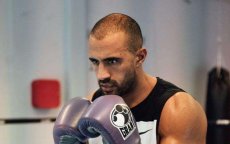 Badr Hari steekt fans en sporters hart onder riem (video)