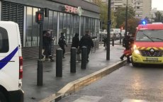 Marokkaanse vrouw verwoest drankafdeling in supermarkt
