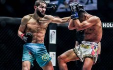 Kickbokser Illias Ennahachi behoudt wereldtitel