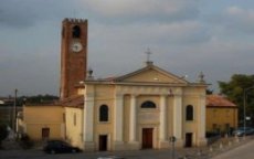 Marokkanen beroven en besmeuren Italiaanse kerk