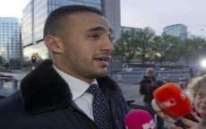 Badr Hari komt aan bij de rechtbank in Amsterdam