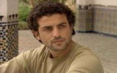 Acteur Hicham Bahloul gewond na verkeersongeval 