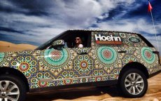 Amerikaans team Rally Aicha des Gazelles komt met Marokkaans mozaïek-auto