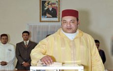 Referendum: Koning Mohammed VI in Rabat om "Ja" te stemmen