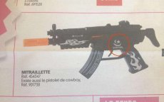 Winkelketen haalt 'Islam-machinepistool' uit rekken