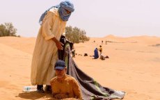 Toeristen dol op zandbaden Merzouga 