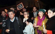 Marokkanen demonstreren voor Charlie Hebdo
