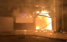 22 winkels in rook opgegaan in Nador