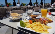 Tanger sluit café met te hoge prijzen