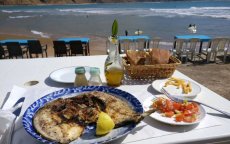 Strenge controles op strandhoreca in Nador