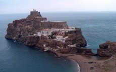 "Sebta, Melilla, de eilanden en de rotsen zijn Spaans"