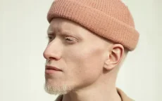 Nederlands-Marokkaanse Khalid Amakran deelt eerlijk zelfportret