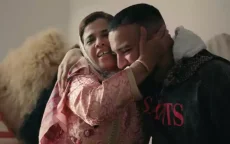 "For Khadija": French Montana brengt eerbetoon aan moeder (video)