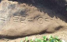 Onderzoek naar grafsteen met Tifinagh-inscriptie in El Jadida