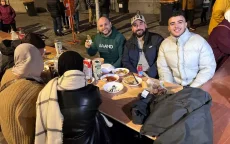 Iftar van 1 km in Antwerpen om Ramadan, Pasen en Joodse Pasen te vieren