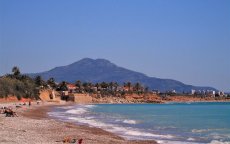 Stranden Nador: tussen natuurlijke schoonheid en verwaarlozing