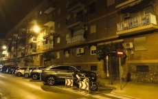 Marokkaanse vrouw in Spanje doodgestoken, meisje van gebouw geduwd