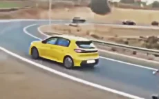 Zware straf voor InDrive-chauffeur die politieagent meesleurde in Marokko