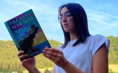 Maryam Assakat, de Marokkaanse TikToker die haar passie voor boeken deelt