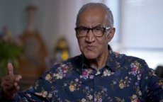 Mocronado Akil werd verliefd op Leny: "Haar vader vond dat niet leuk"