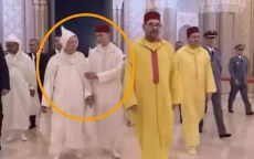 Ahmed Toufiq gecorrigeerd door prins Moulay El Hassan (video)