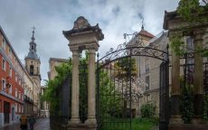 Spaanse stad legt Tanger hoge boetes op