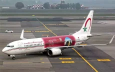 Passagiers Royal Air Maroc vlucht verhinderen uitzetting migrant